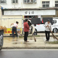 全員上陣！涢水社區(qū)掀起清潔家園新高潮